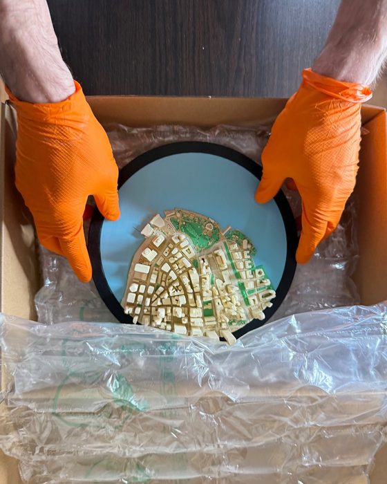 Packing a model in its box